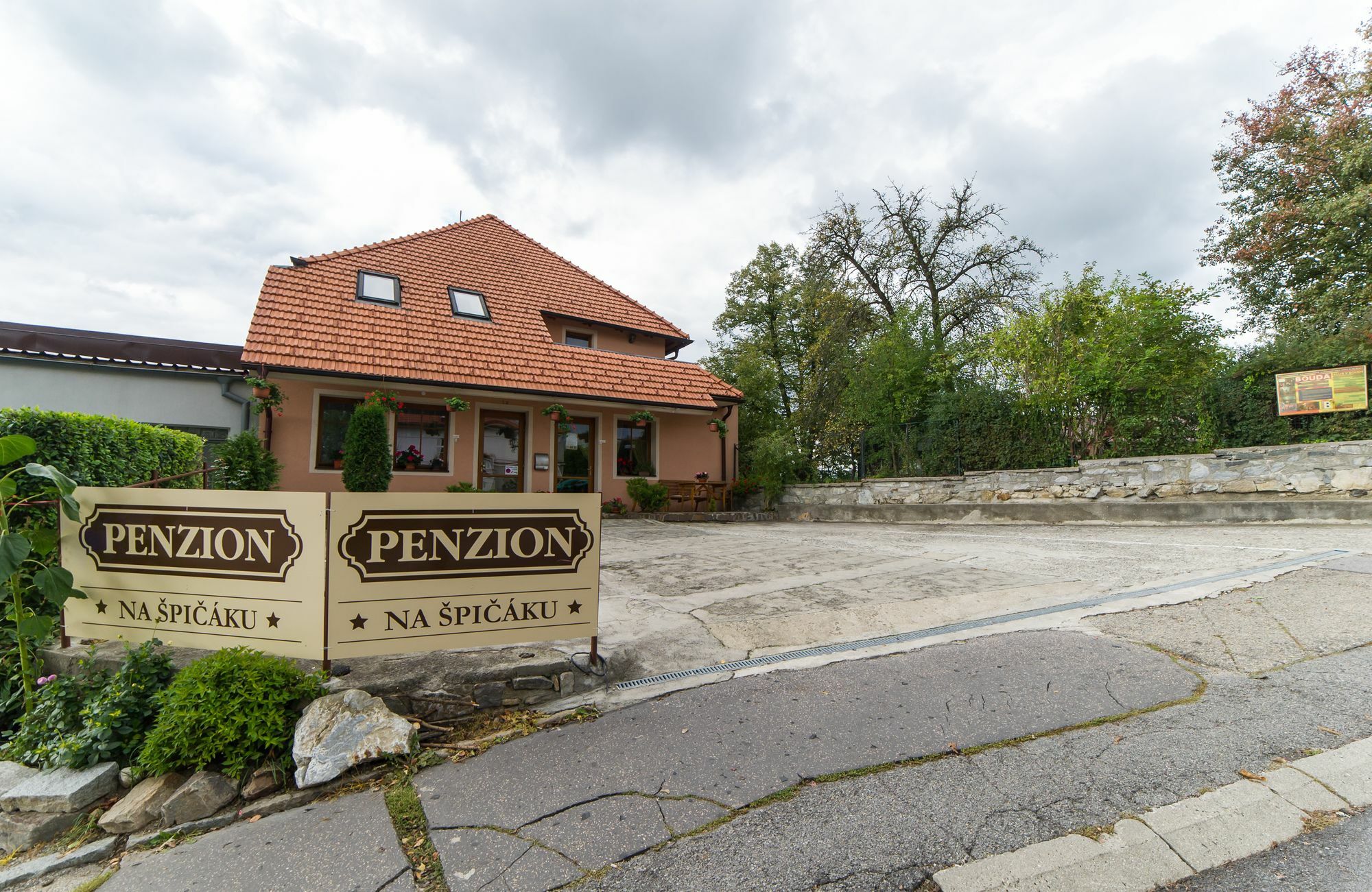 Penzion Na Spicaku Cesky Krumlov Exterior photo